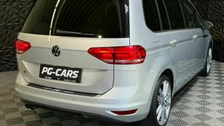 Lízing Hatchback Volkswagen Touran 2024