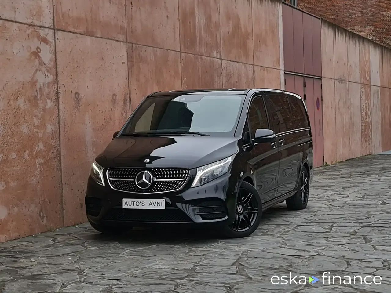 Finansowanie Transport pasażerów MERCEDES V 250 2023