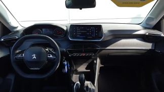 Lízing Hatchback Peugeot 208 2022