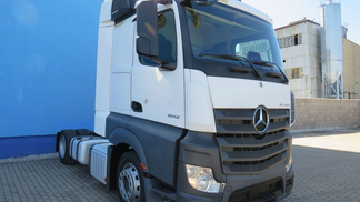 Leasing Tractor unit MERCEDES 1842 2019