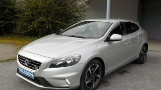 Lízing Sedan Volvo V40 2015