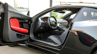 Financování Kupé Aston Martin DB12 2023