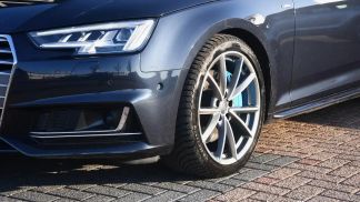 Lízing Sedan Audi A4 2015