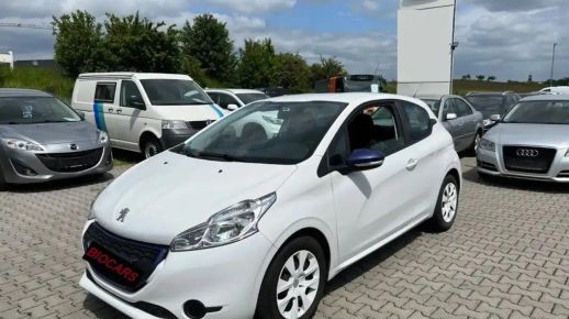 Peugeot 208 2013