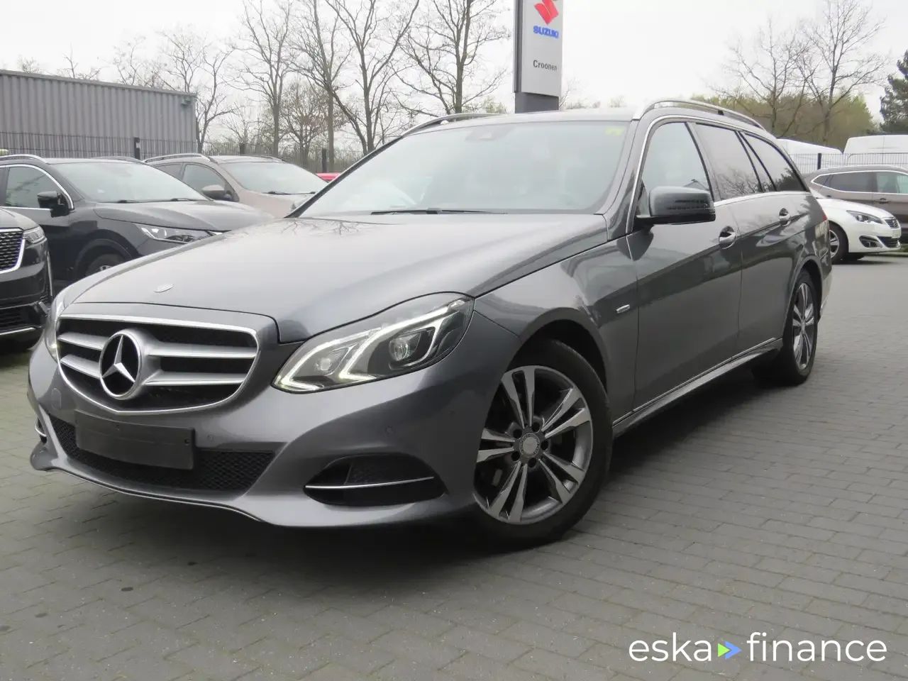 Leasing Wagon MERCEDES E 200 2016