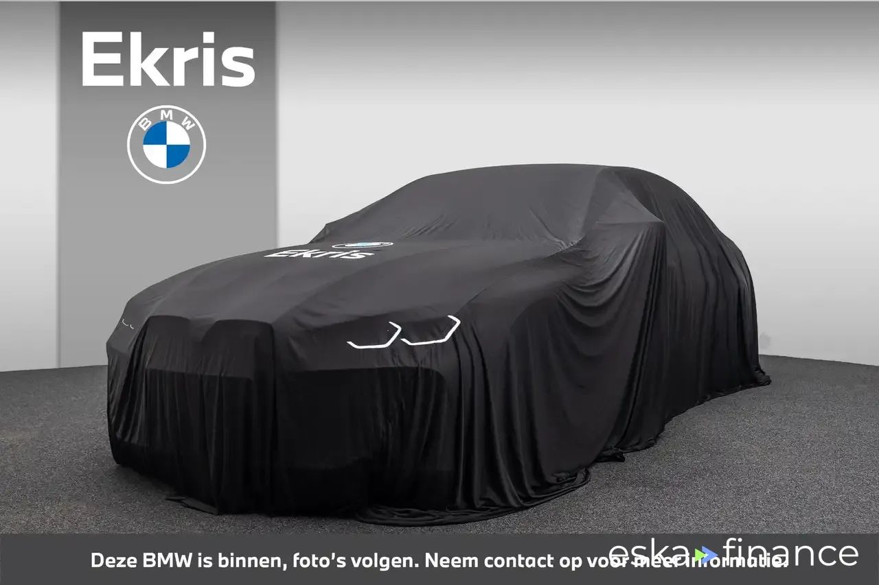 Leasing Sedan BMW 840 2022