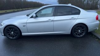 Finansowanie Sedan BMW 330 2010