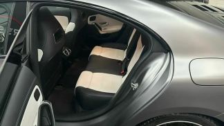 Lízing Sedan MERCEDES CLA 180 2019