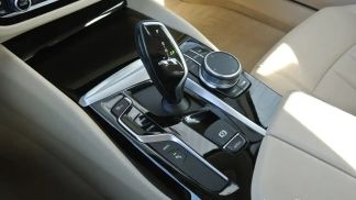 Lízing Sedan BMW 530 2019