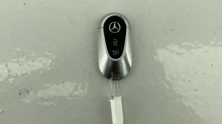 Lízing Sedan MERCEDES C 200 2022