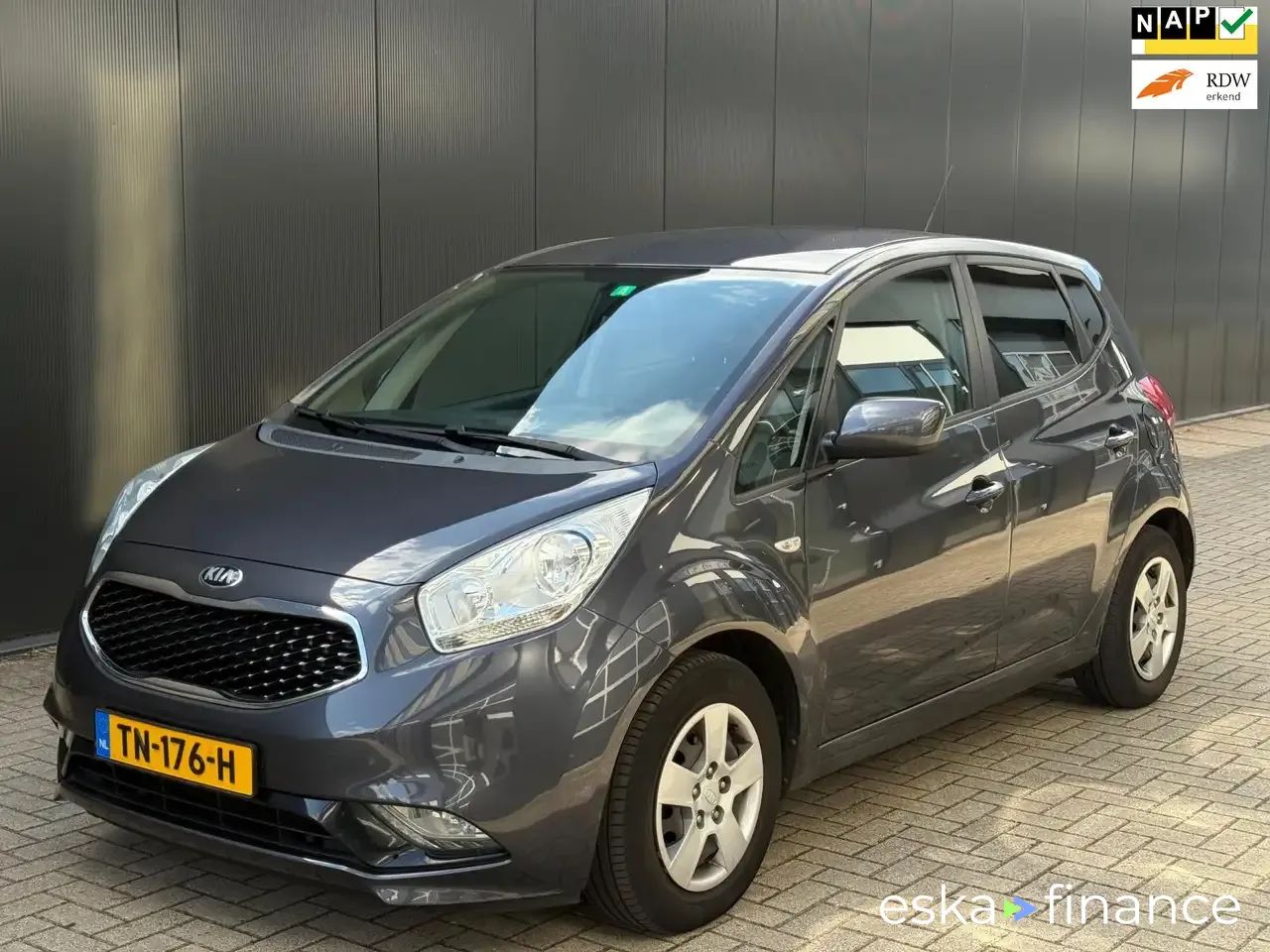 Leasing Hatchback Kia Venga 2016