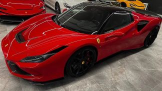 Financování Konvertibilní Ferrari F8 SPIDER 2021