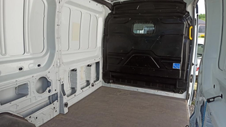 Zamknięte pudełko Ford Transit 2016