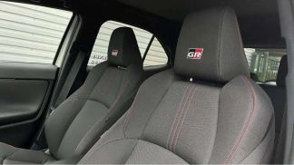Lízing Sedan Toyota Yaris Cross 2023