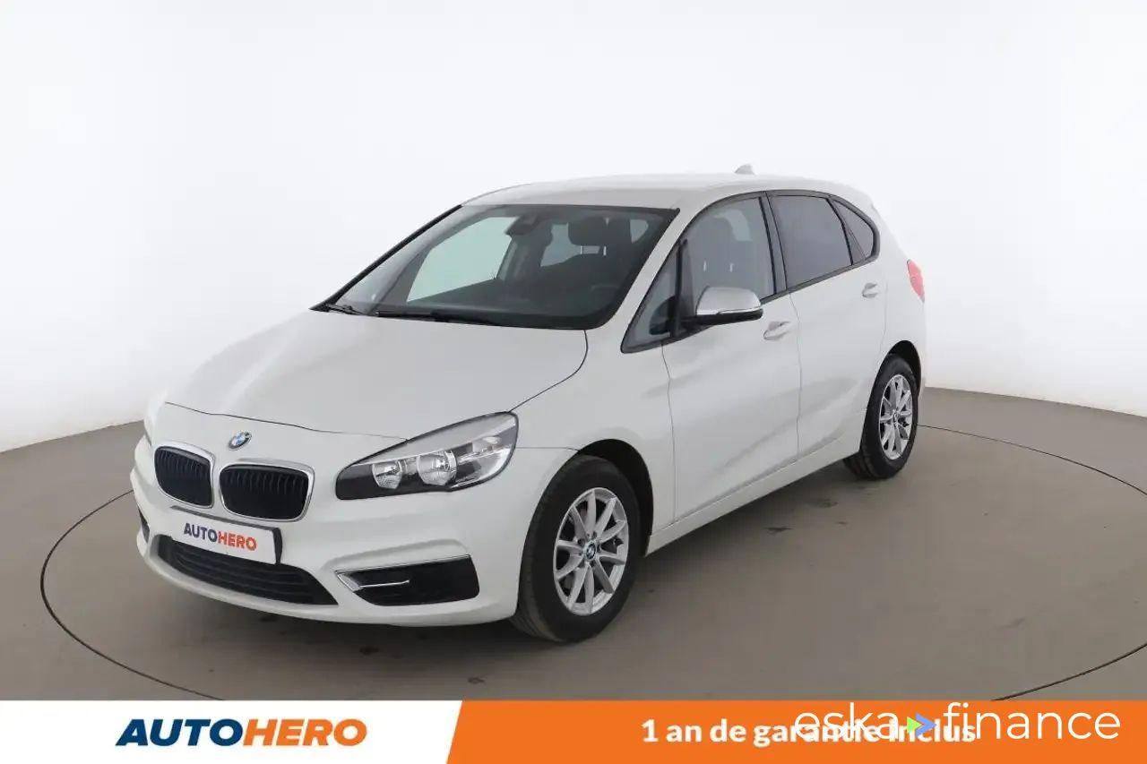 Leasing Hatchback BMW 214 2016