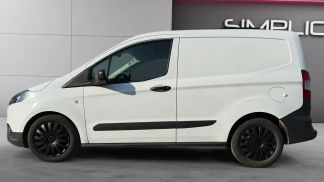 Leasing Le transport des passagers Ford Transit Courier 2022