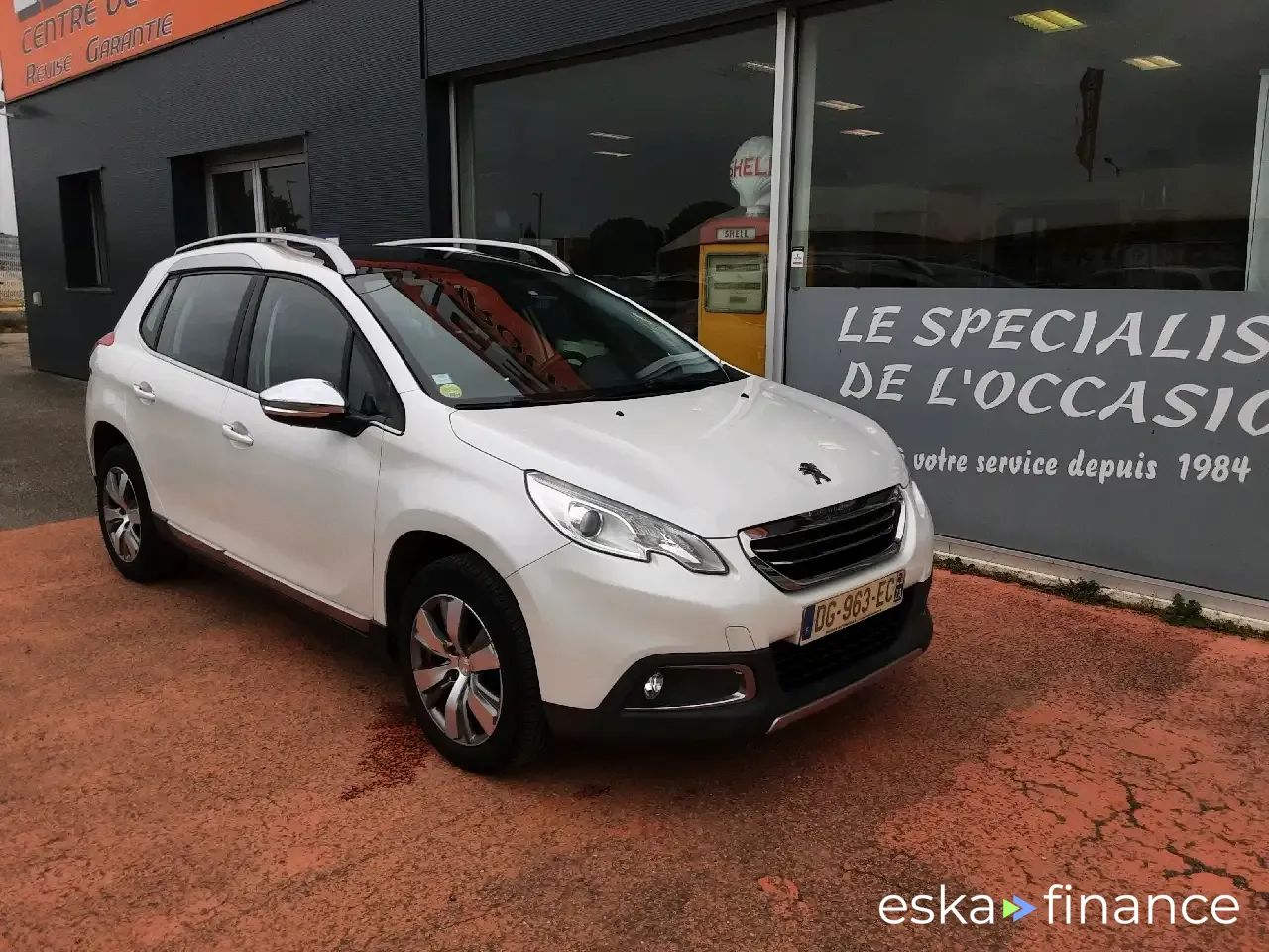 Leasing SUV Peugeot E-2008 2014
