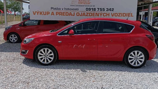 Hatchback Opel Astra 2015
