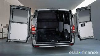 Lízing Hatchback MERCEDES VITO 2024