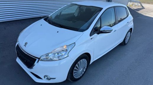 Peugeot 208 2015