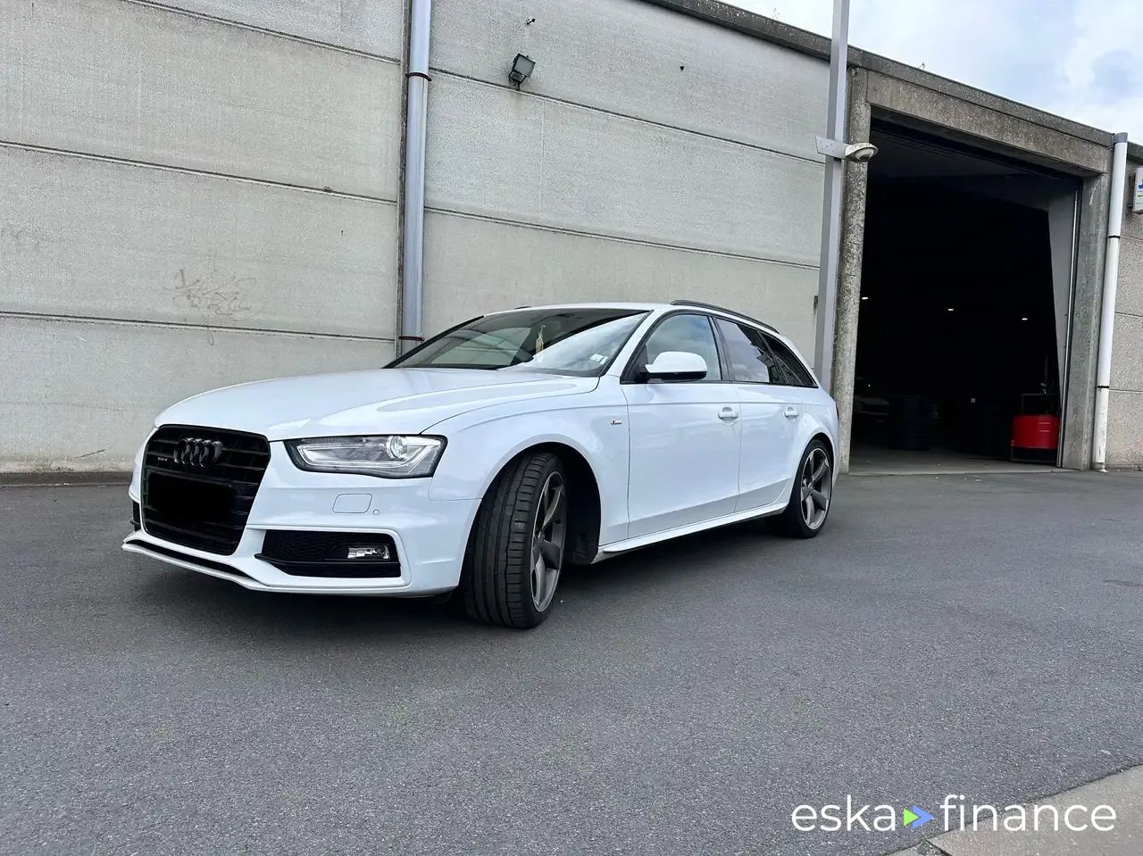 Wóz Audi A4 2013