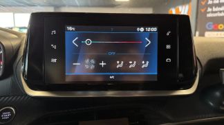 Lízing Hatchback Peugeot 208 2022