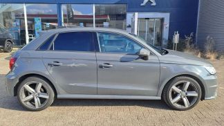 Lízing Hatchback Audi A1 2016