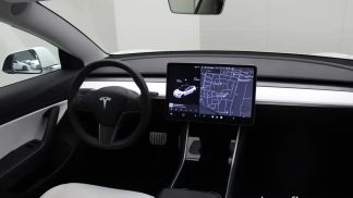 Lízing Sedan Tesla Model 3 2020