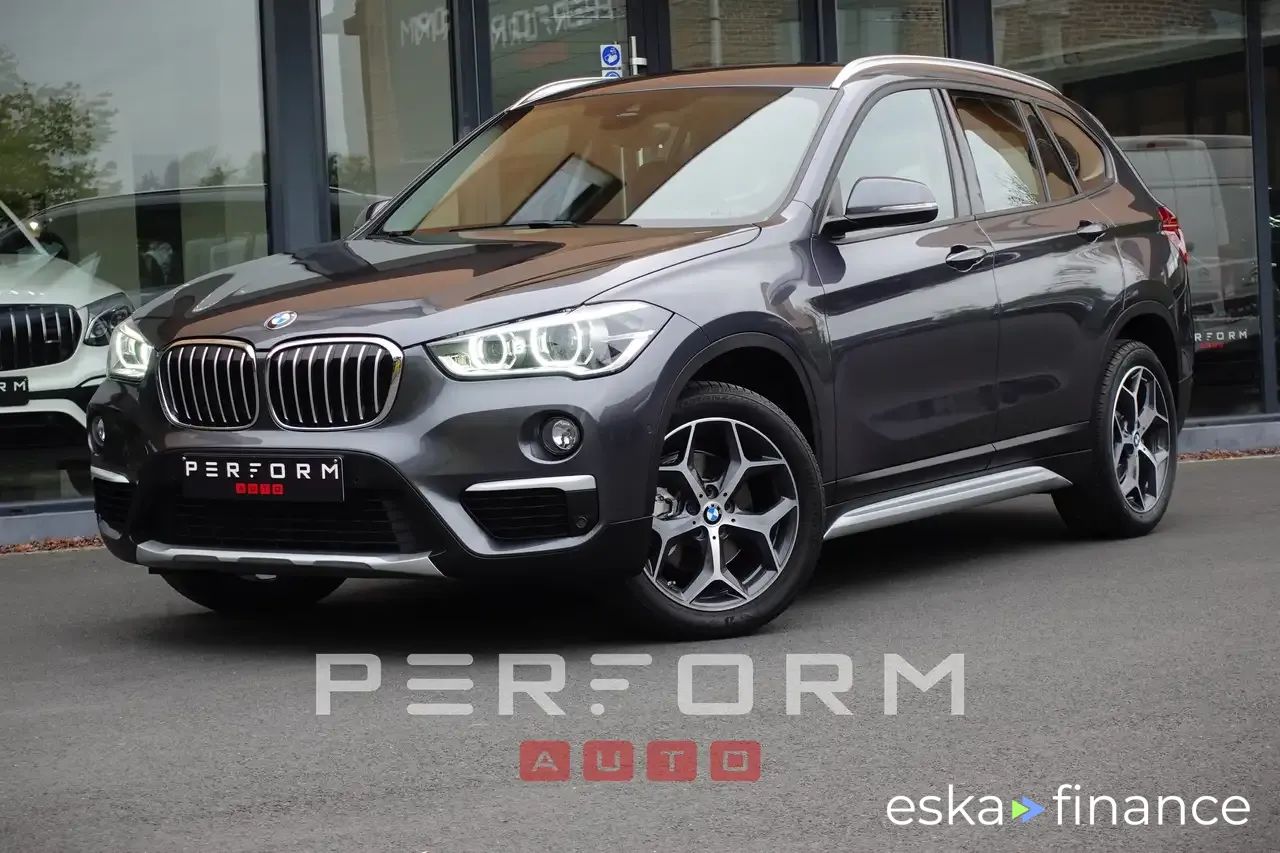 Lízing SUV BMW X1 2016