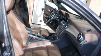 Lízing Hatchback MERCEDES GLA 250 2016