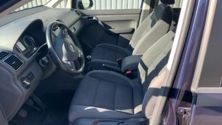 Financování Hatchback Volkswagen Touran 2014