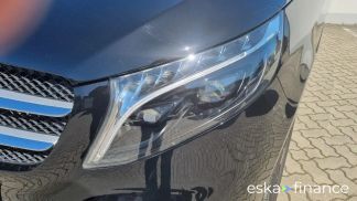 Leasing Hatchback MERCEDES V 220 2023