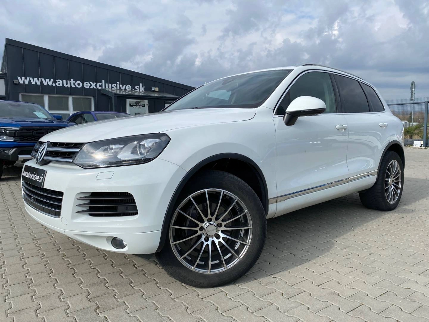 SUV Volkswagen TOUAREG II 2012