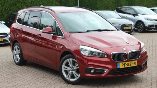 BMW 218 2017