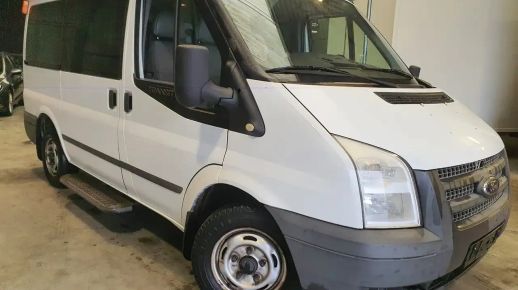 Ford TRANSIT BUS 2013