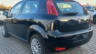Lízing Sedan Fiat Punto 2018
