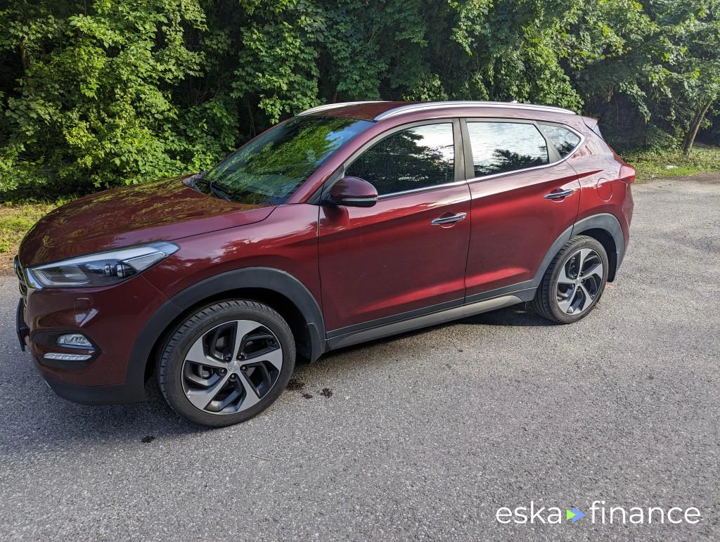 SUV Hyundai Tucson 2016