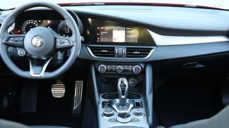 Lízing Sedan Alfa Romeo Giulia 2025