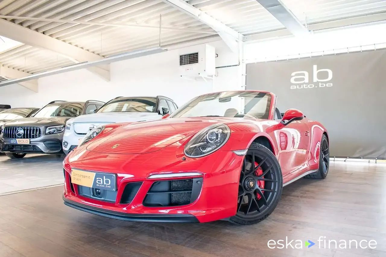 Leasing Convertible Porsche 911 2019