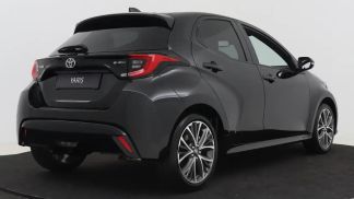 Lízing Hatchback Toyota Yaris 2024
