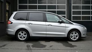 Leasing Le transport des passagers Ford Galaxy 2017