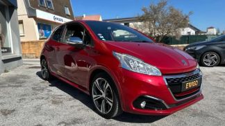 Lízing Hatchback Peugeot 208 2016