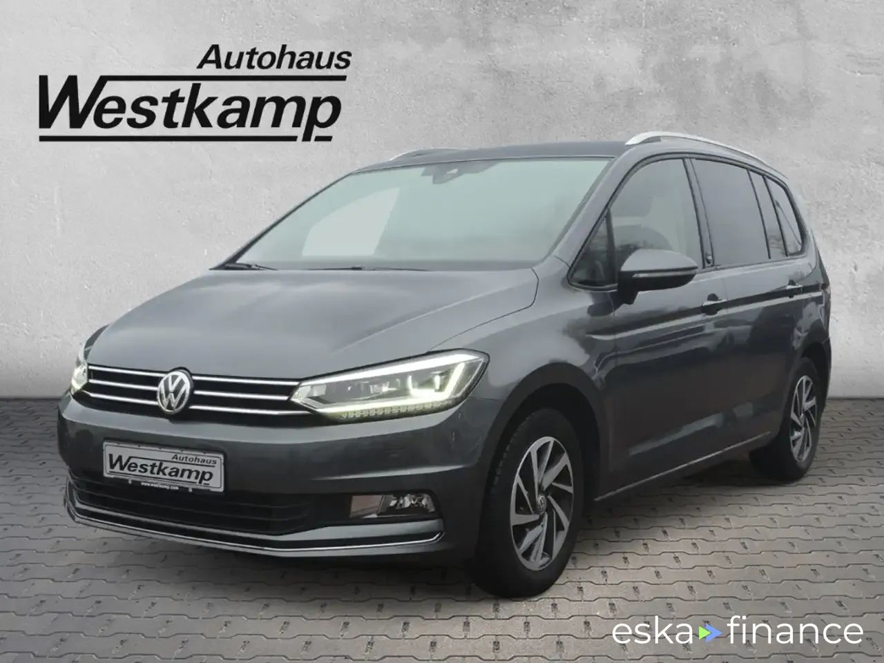 Leasing Hatchback Volkswagen Touran 2017