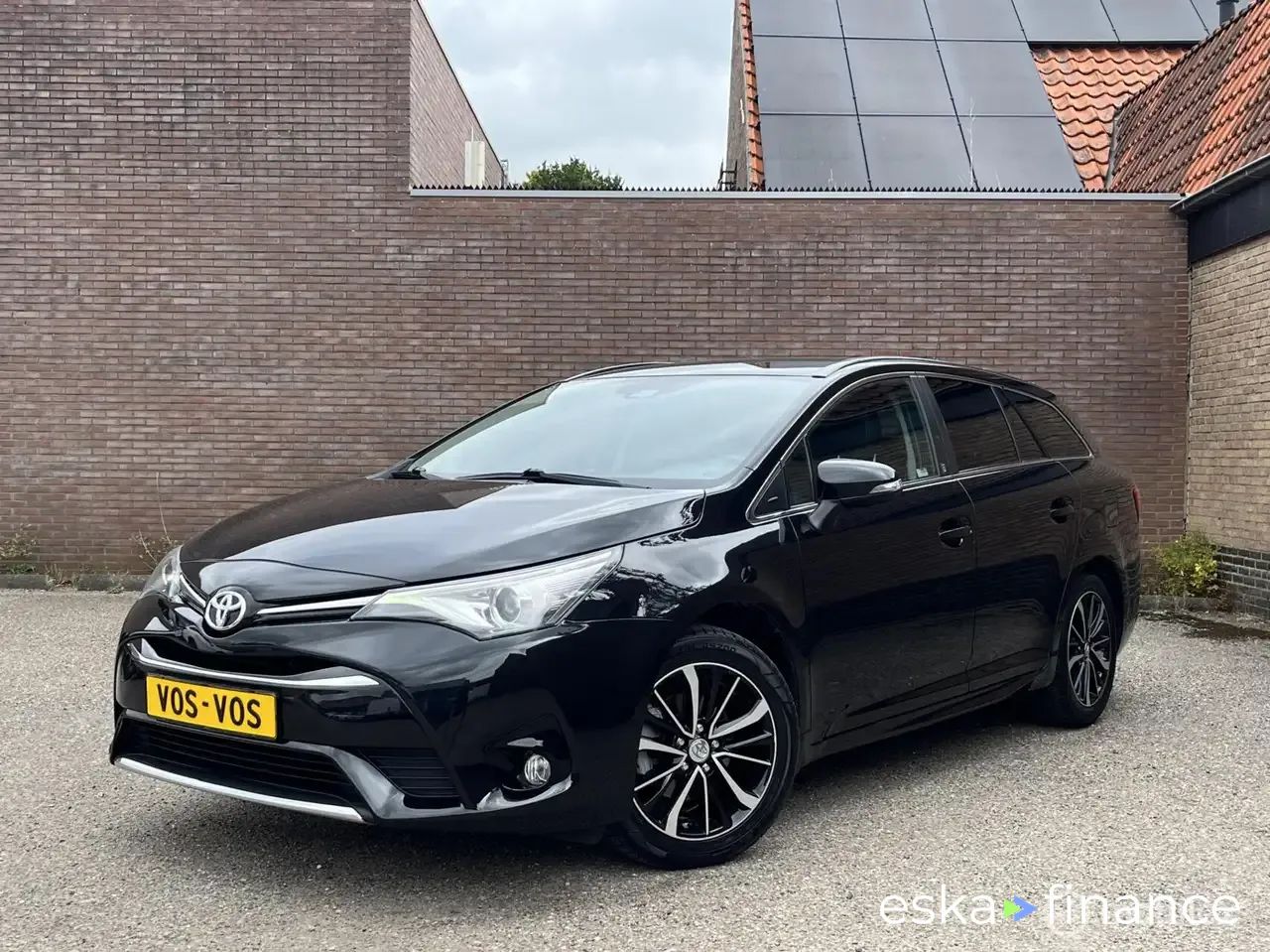 Leasing Wagon Toyota Avensis 2018