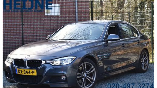 BMW 330 2016
