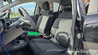 Lízing Sedan Citroën C3 2023