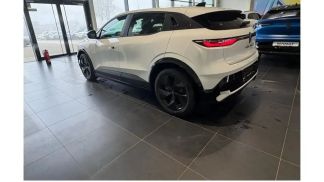 Lízing Sedan Renault MEGANE E-TECH 2025