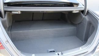 Lízing Sedan MERCEDES E 300 2023