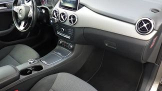 Leasing Hatchback MERCEDES B 180 2015