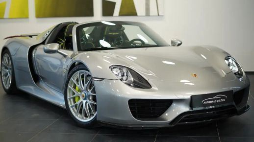 Porsche 918 2015